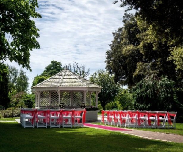 Gazebo on Linkway lawns